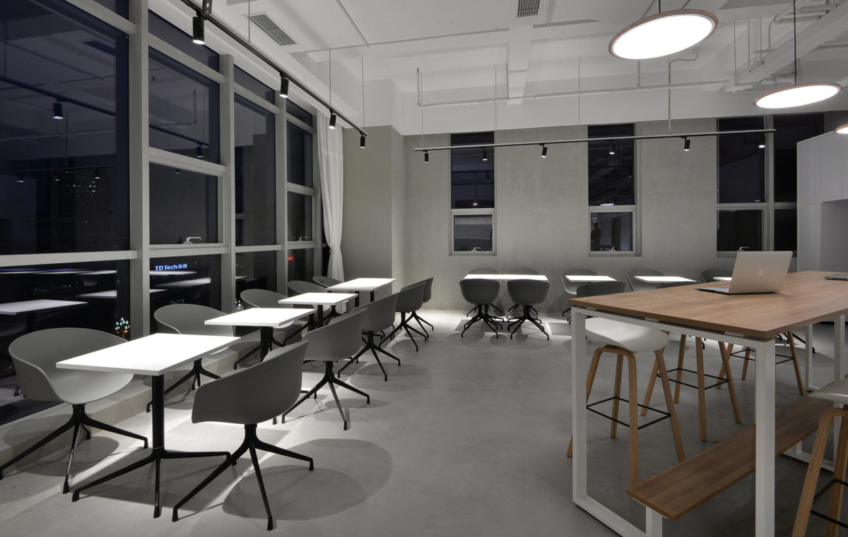 640平郑州公司写字楼装修-办公室装修效果图